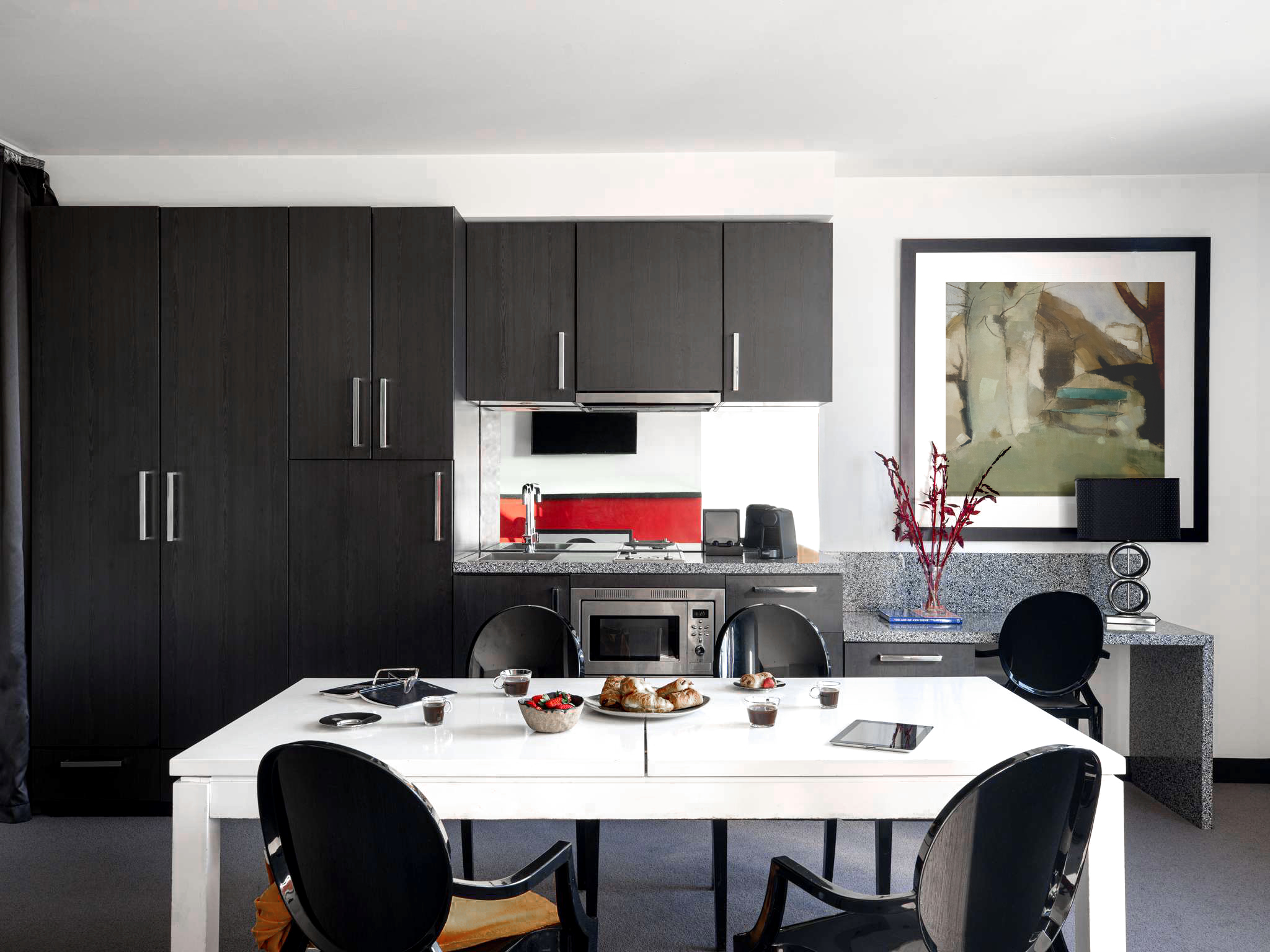 Elli Kitchen