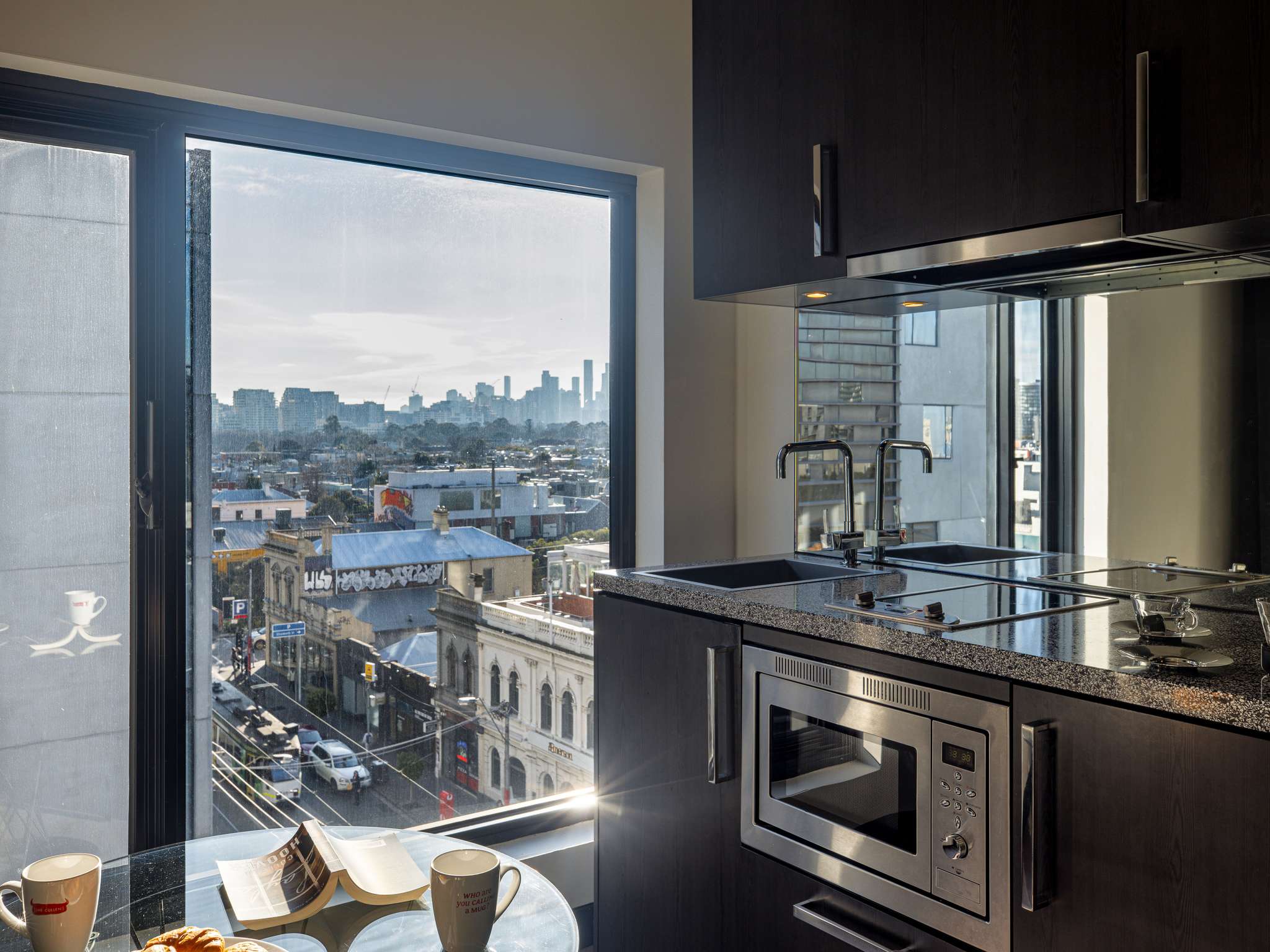Elli Kitchen Window